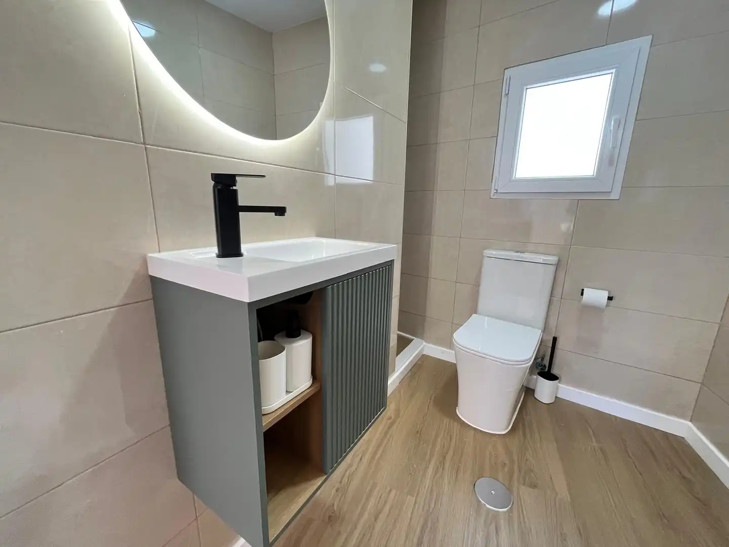 Baño de Casa adosada en venta en Cartagena con Parquet, Terraza y Trastero