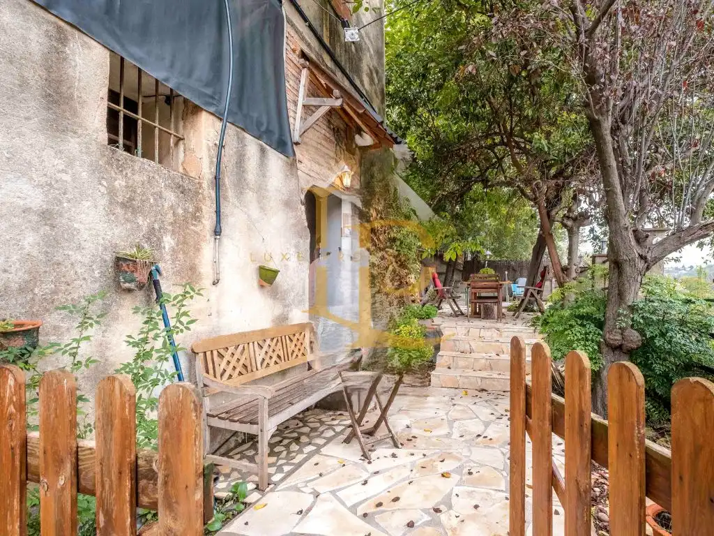 Terrassa de Finca rústica en venda en Rubí amb Calefacció, Jardí privat i Parquet