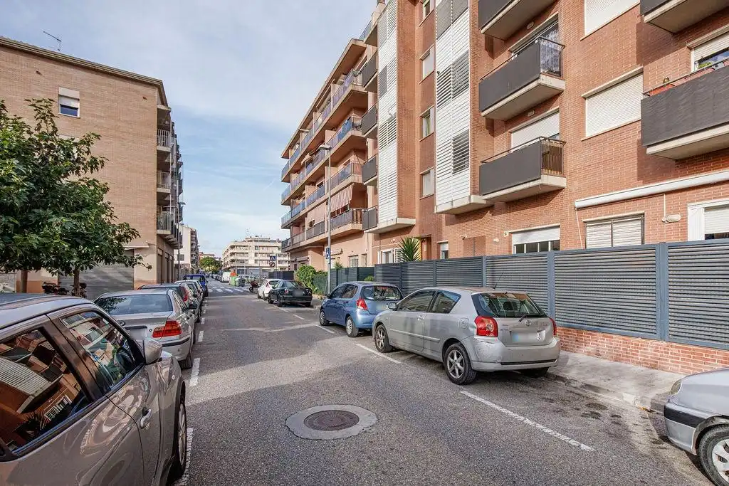 Exterior view of Ground floor for sale in Figueres