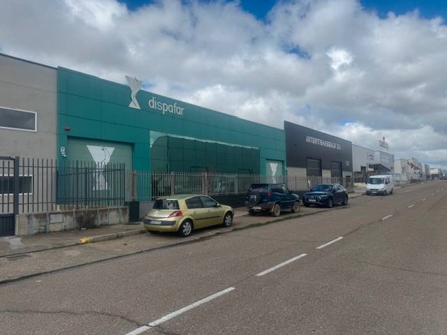 Nave industrial en Alquiler en Calle Bordadores en Sector 8 - Nueva Balastera