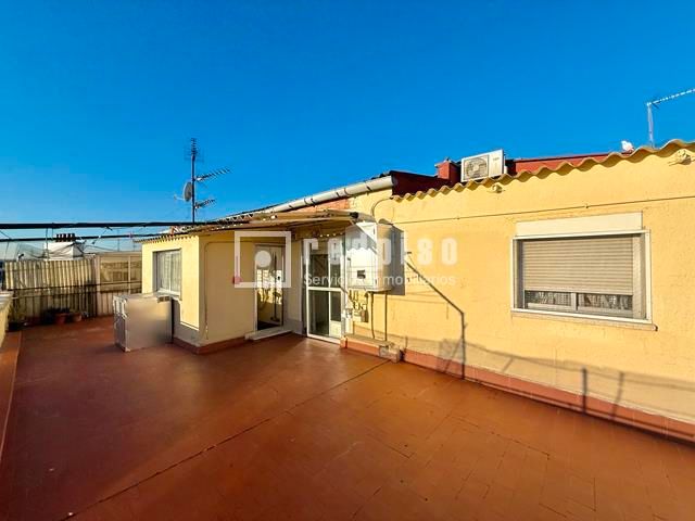 Attic for sale in Villaverde Alto