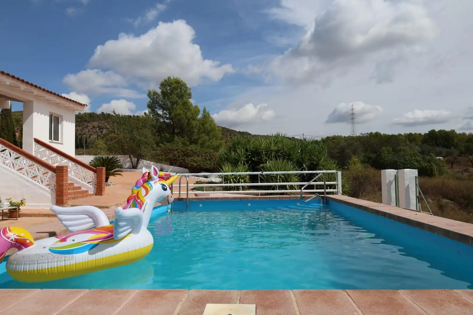 Chalet con piscina en venta en Urbanizaciones, imagen 3