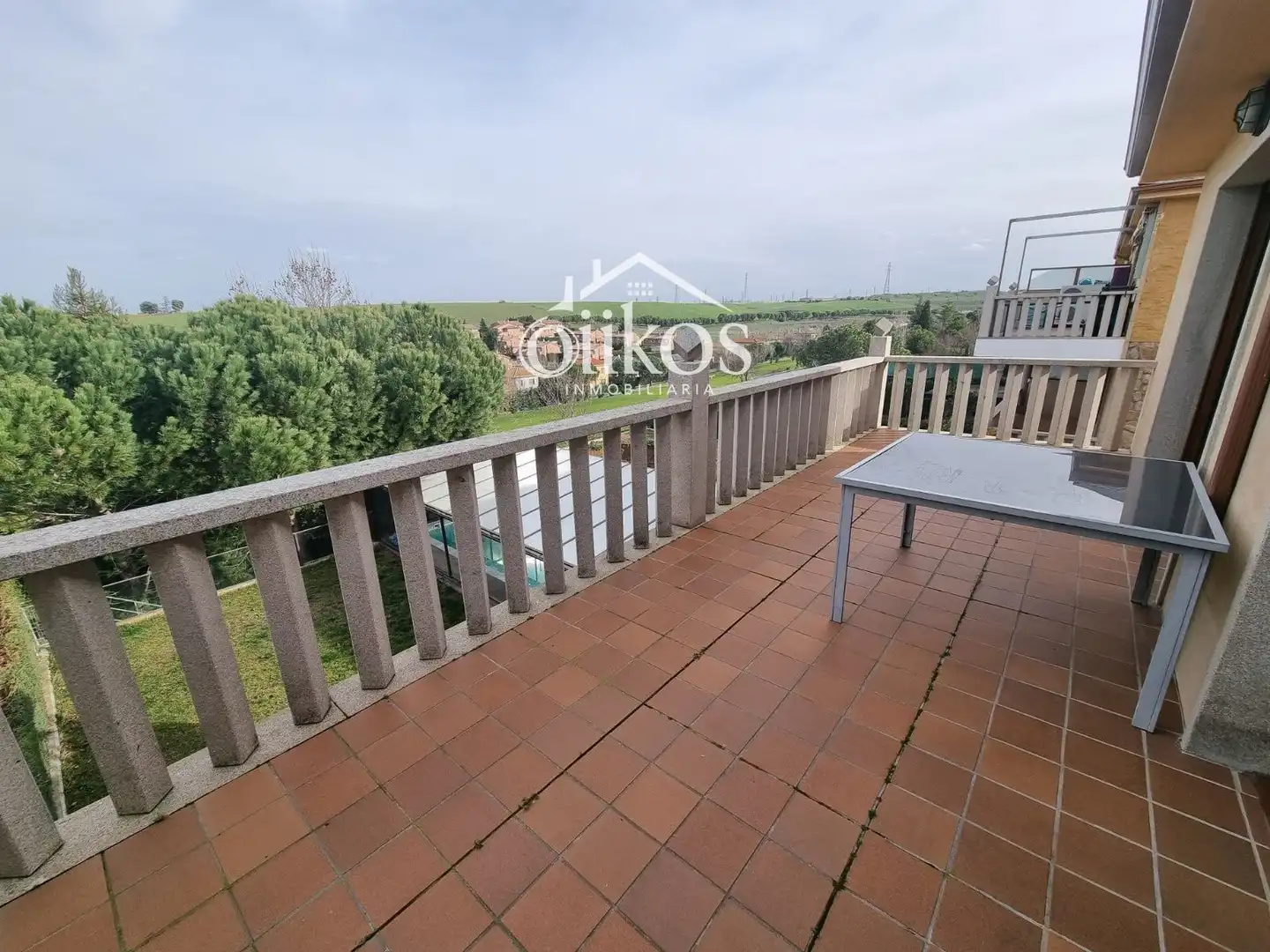 Terraza de Casa adosada en venta en Villamayor con Aire acondicionado, Calefacción y Parquet