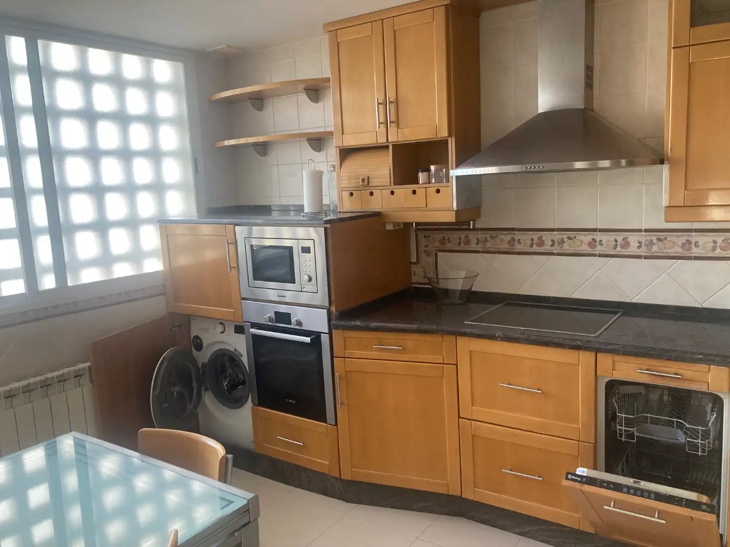 Kitchen of Flat for rent in Beiro