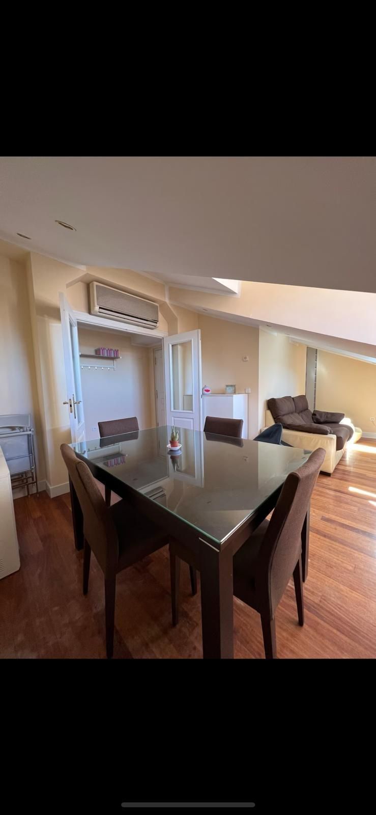 Menjador de Pis en venda en Salamanca Capital amb Calefacció