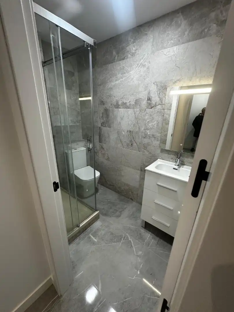 Bathroom of Flat for sale in Jaén  with Air Conditioner and Furnished