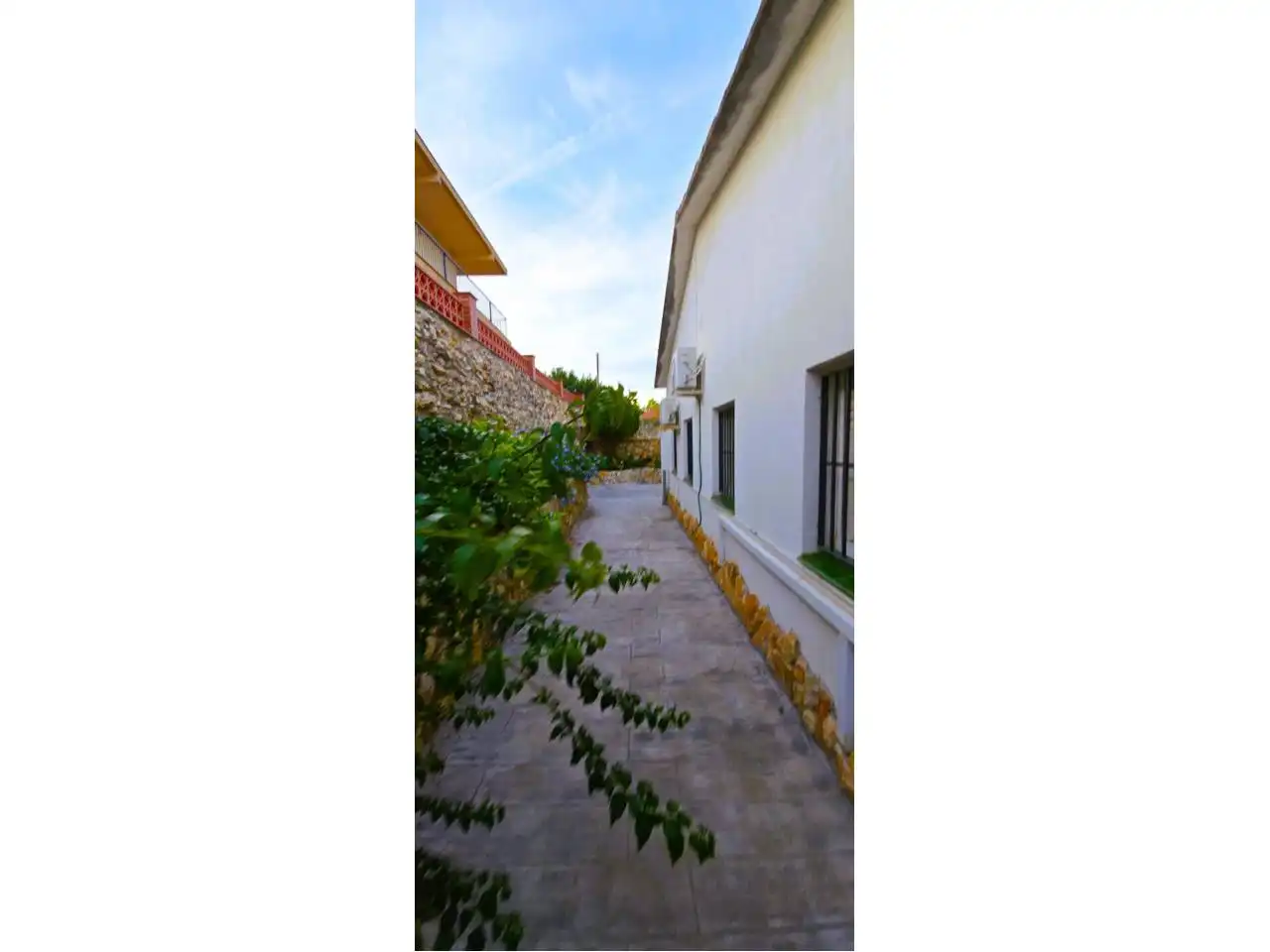 Vista exterior de Casa o xalet en venda en Creixell amb Aire condicionat, Calefacció i Moblat
