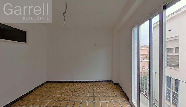 Bedroom of Flat for sale in Flix