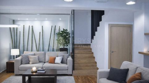 Foto 3 von Maisonette zum Verkauf in Carrer Gosol, Les Tres Torres, Barcelona Capital