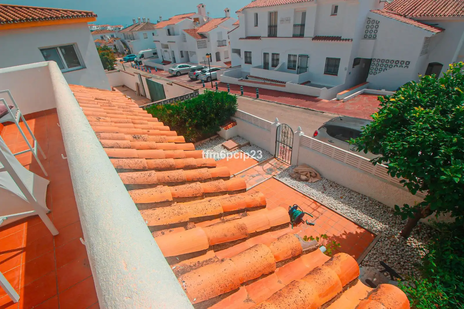 Vista exterior de Casa adosada en venda en Manilva amb Aire condicionat, Traster i Moblat