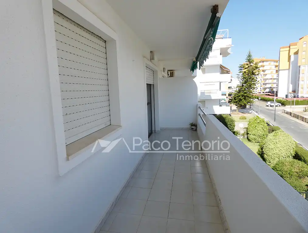 Terrassa de Apartament de lloguer en La Antilla amb Terrassa, Moblat i Forn