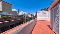 Exterior view of Duplex for sale in  Barcelona Capital  with Air Conditioner, Terrace and Balcony