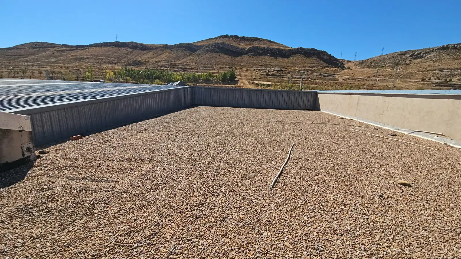 Vista exterior de Nave industrial en venta en Alhama de Aragón