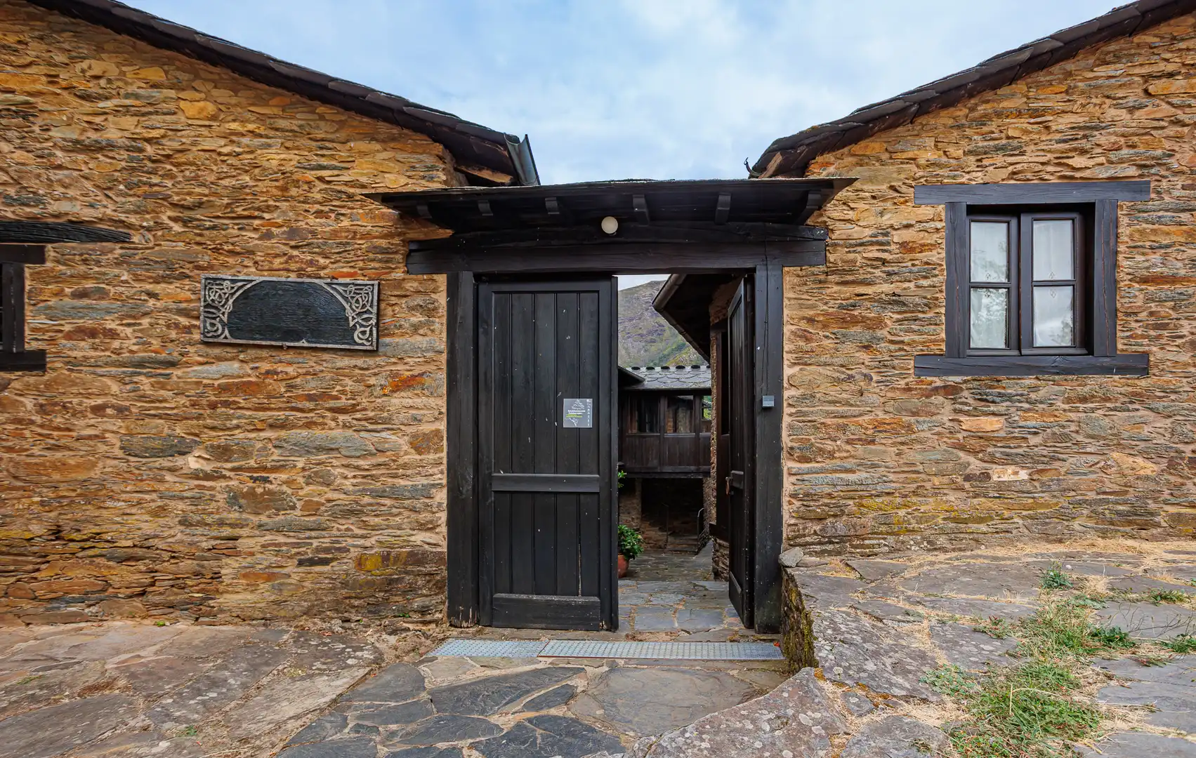 Vista exterior de Local en venta en Folgoso do Courel con Amueblado