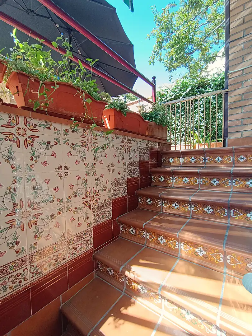 Casa adosada en venta en Valderas - Los Castillos