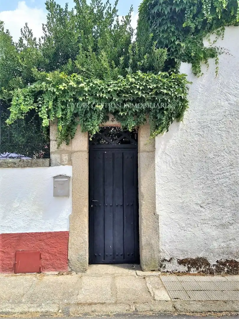 Casa o xalet en venda en Fuenteliante amb Calefacció, Moblat i Forn
