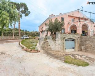 Exterior view of Country house for sale in Premià de Dalt  with Air Conditioner, Heating and Private garden