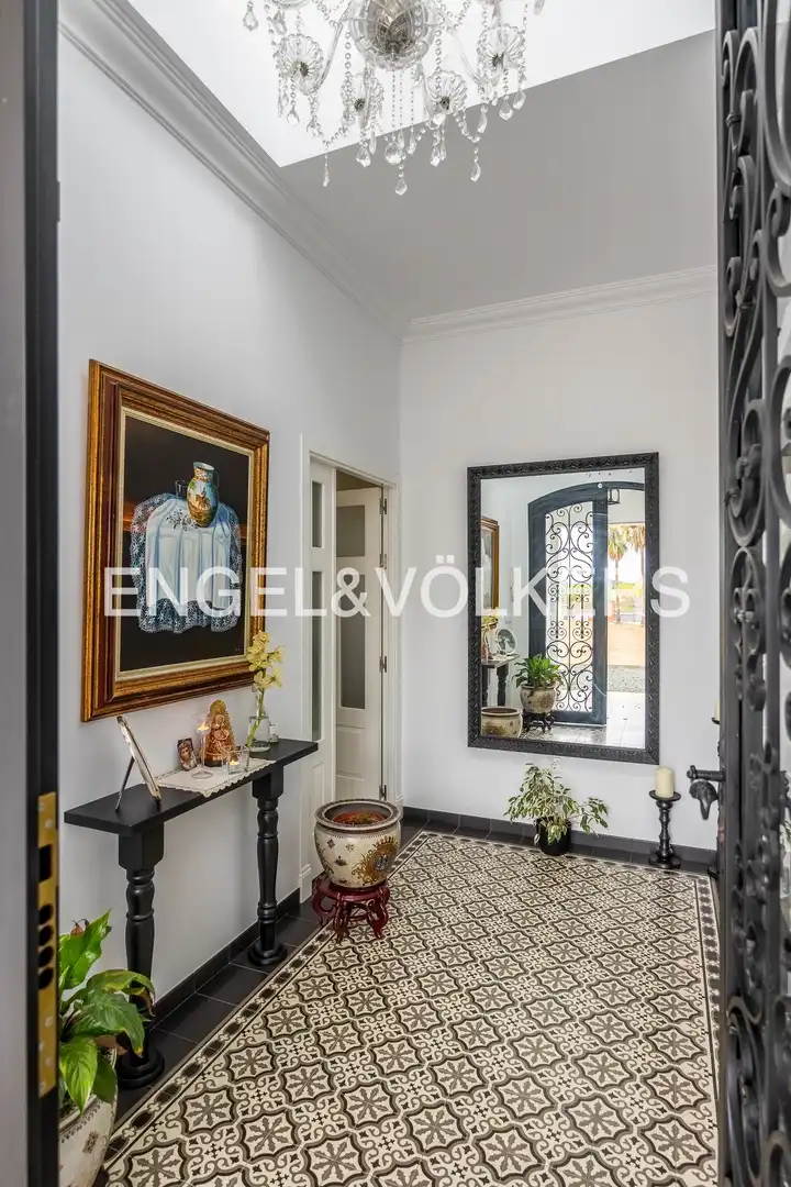 Finca rústica en venta en Lora del Río con Aire acondicionado, Calefacción y Jardín privado