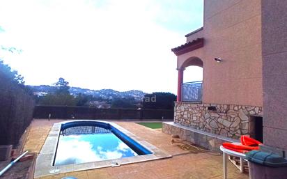 Piscina de Casa o xalet en venda en Vidreres amb Terrassa i Piscina