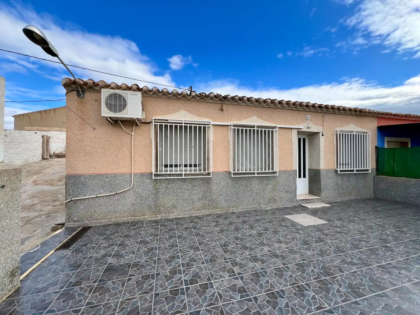 Casa amb terrassa en venda a Bolnuevo