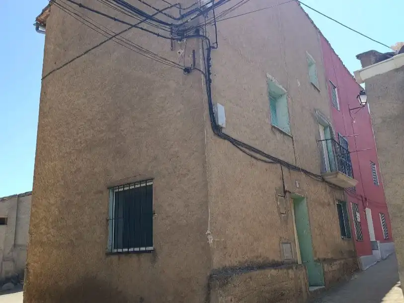 Vista exterior de Casa o chalet en venta en Almonacid de la Sierra, Zaragoza