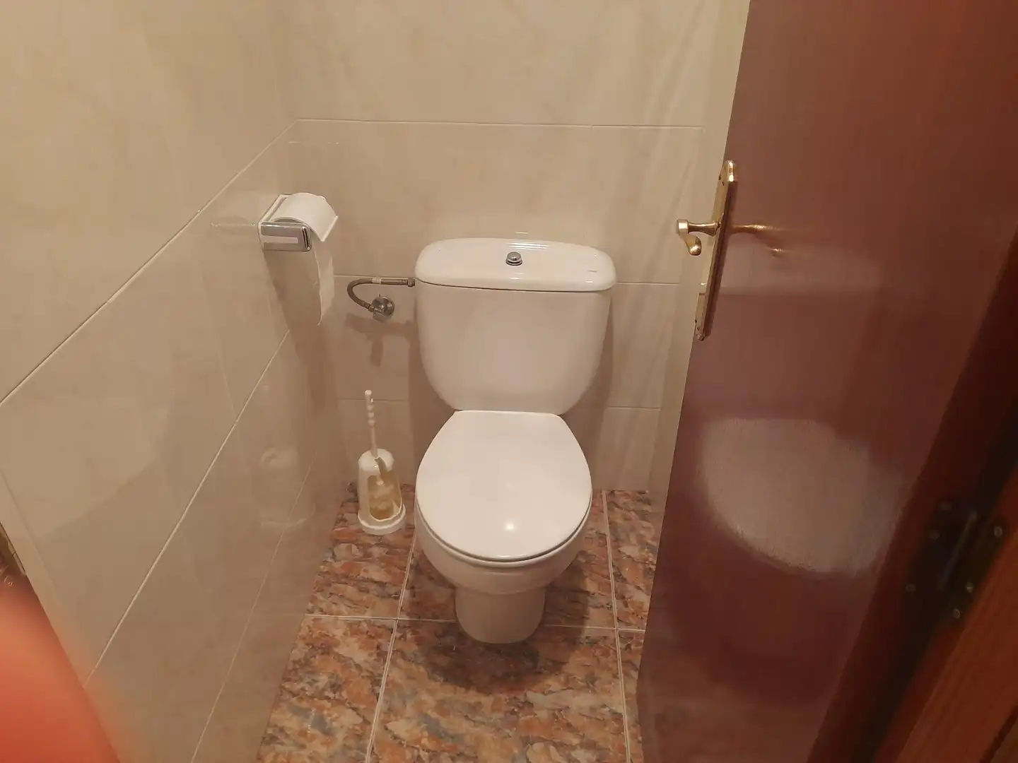 Badezimmer von Büro zum Verkauf in Móra d'Ebre mit Terrasse