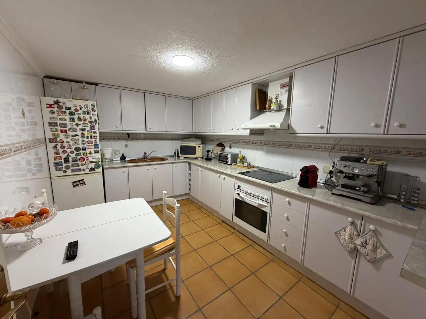 Kitchen of Ground floor for sale in L'Alfàs del Pi  with Air Conditioner, Private garden and Furnished