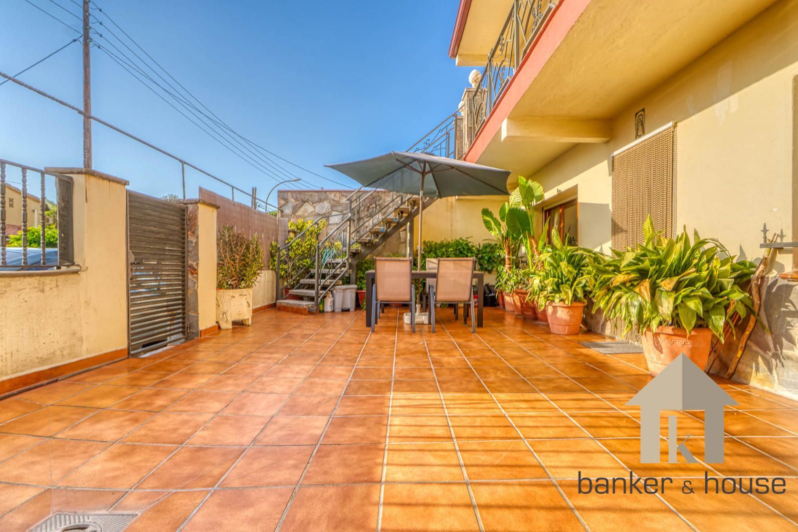 Terrace of Single-family semi-detached for sale in Cerdanyola del Vallès  with Heating, Private garden and Terrace