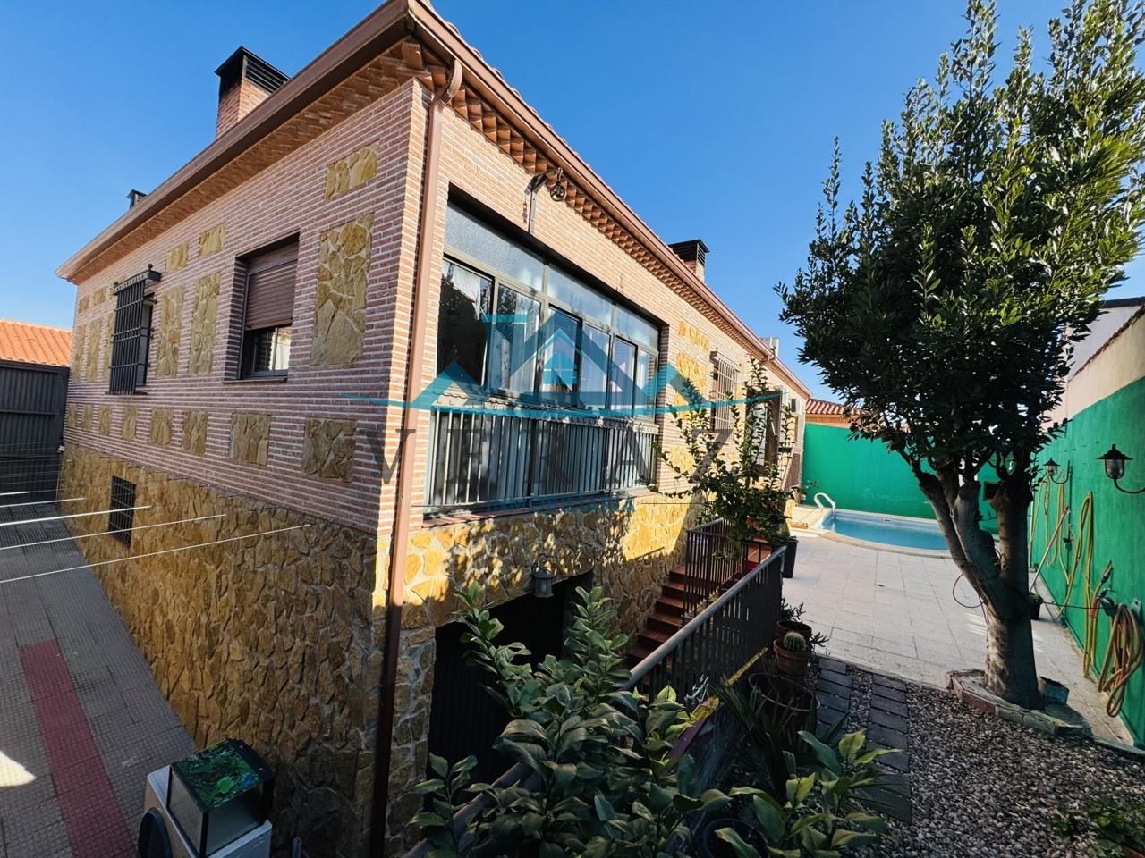 Vista exterior de Casa o chalet en venta en La Pueblanueva con Aire acondicionado, Calefacción y Jardín privado