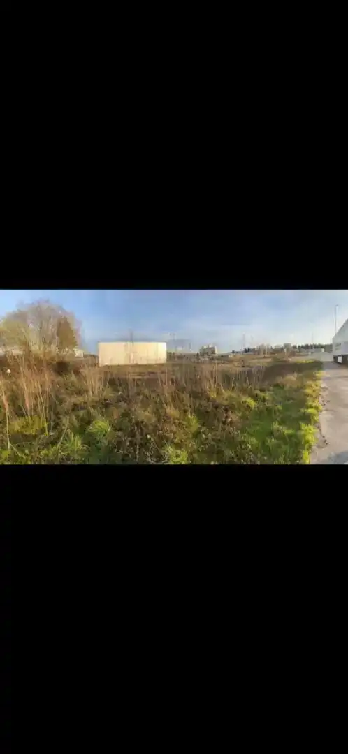 Terreno industrial en venta en Begonte