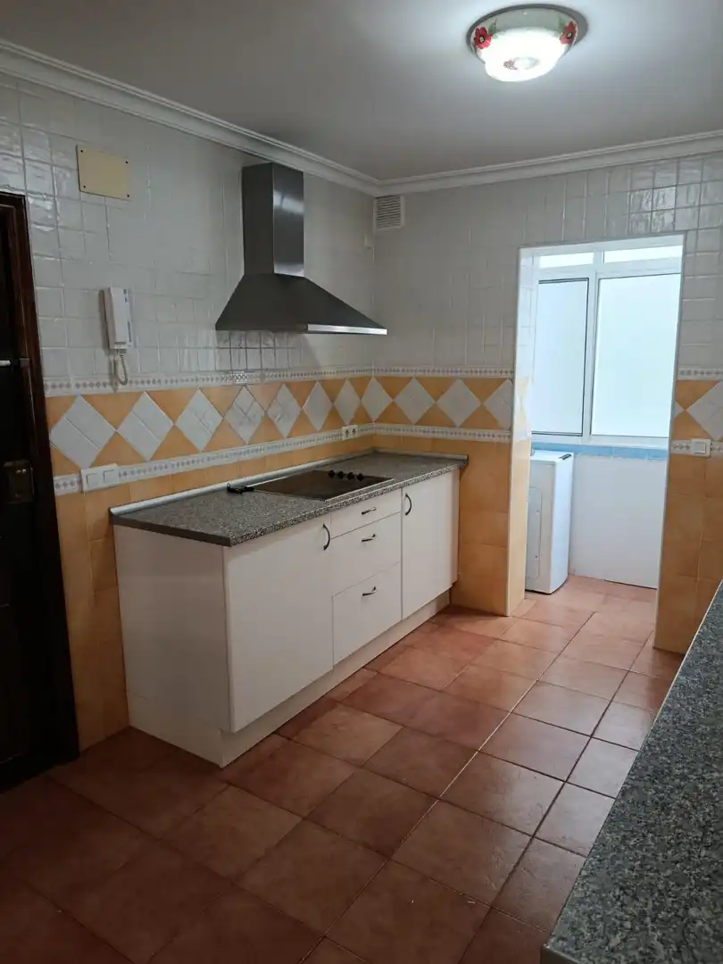 Cocina de Piso de alquiler en Utrera con Aire acondicionado y Amueblado