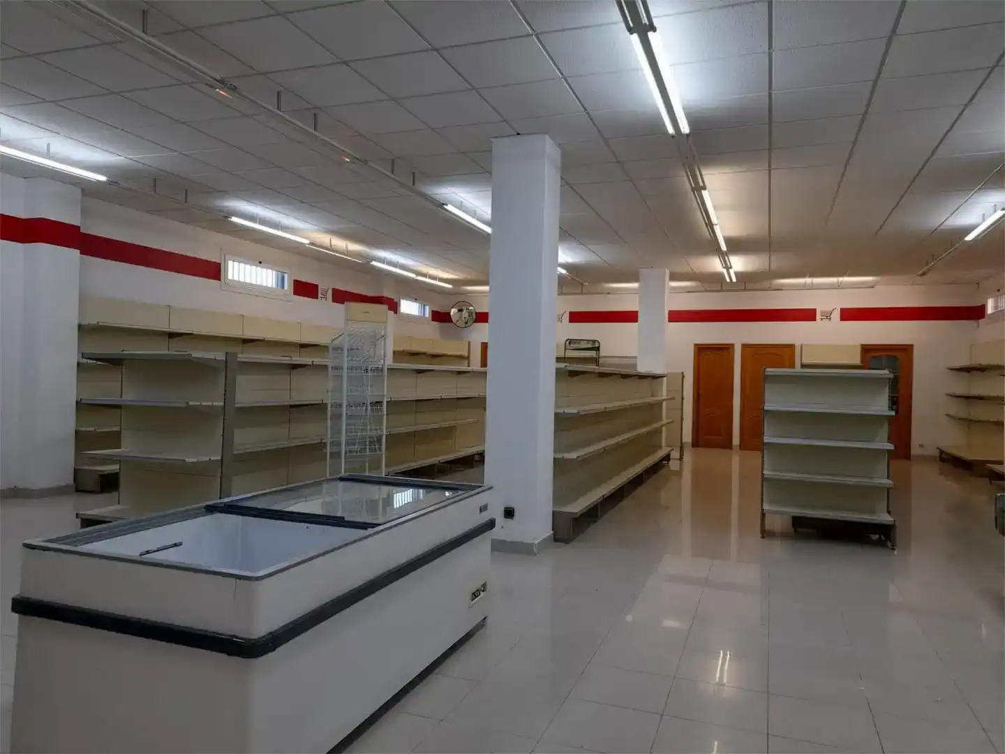 Geschaftsraum zur Miete in Boqueixón, A Coruña