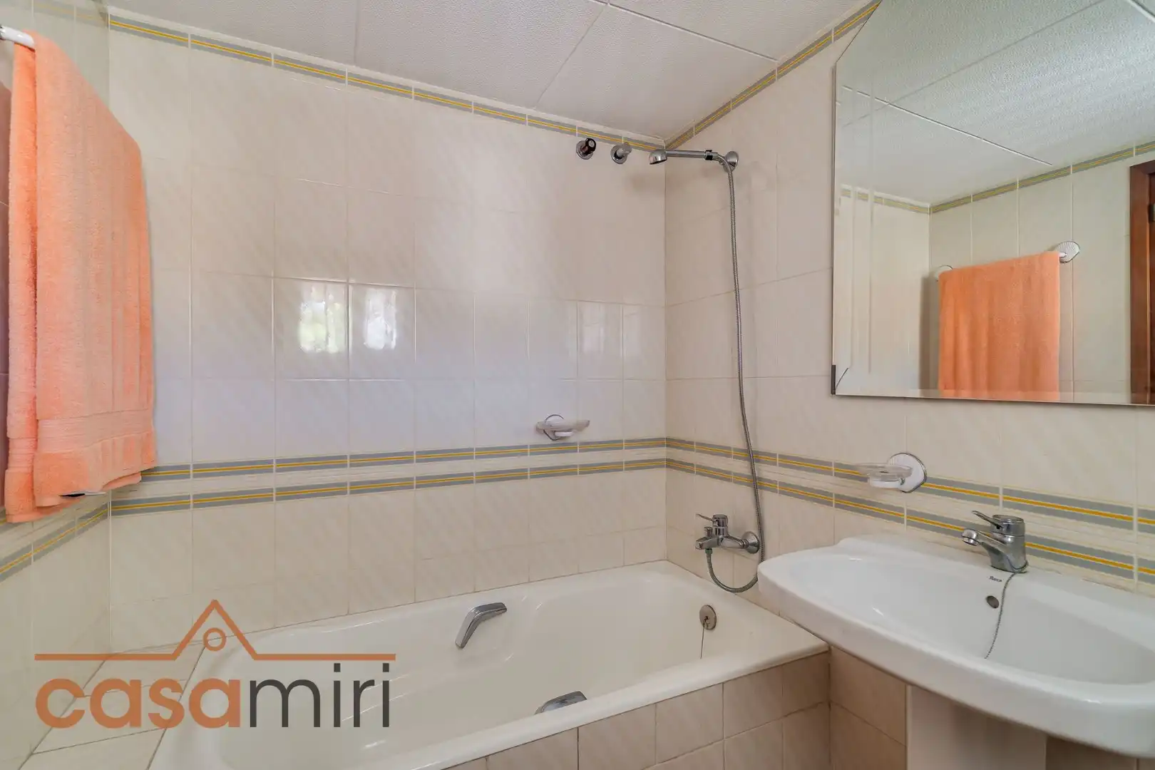 Bany de Casa o xalet en venda en Arenys de Mar amb Calefacció, Jardí privat i Terrassa