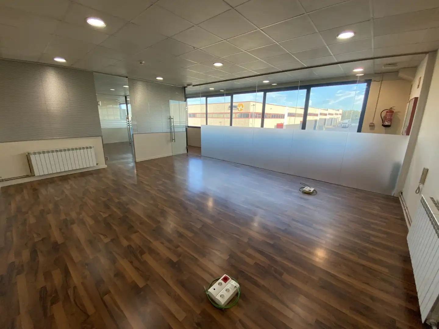 Nave industrial de alquiler en Campllong