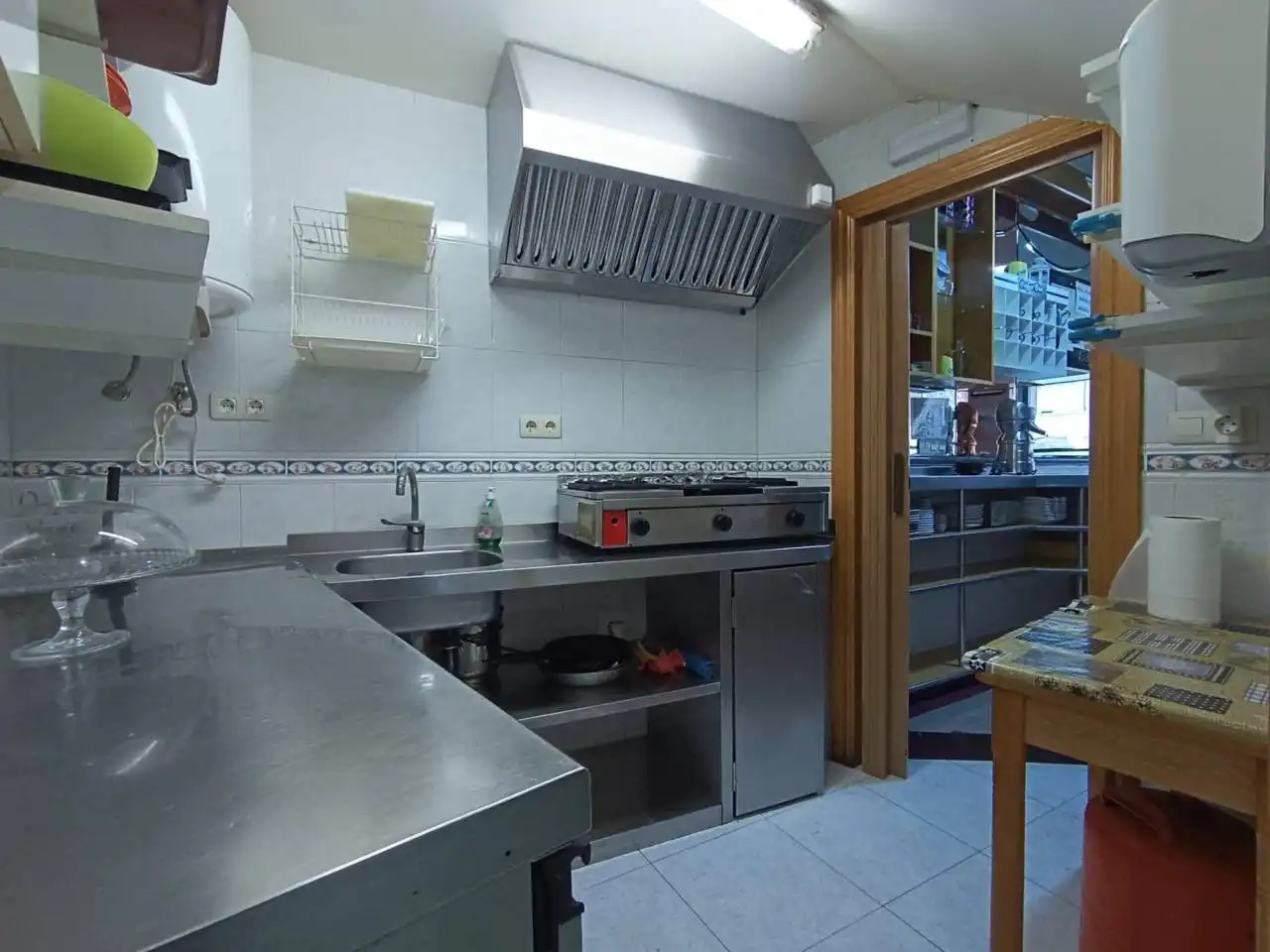 Cocina de Local en venta en Burgos con Aire acondicionado