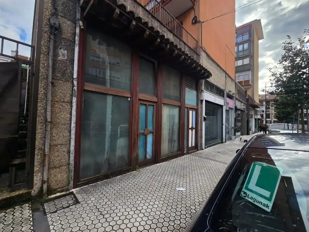 Local comercial en venda a Erialdea / Centro, imagen 3