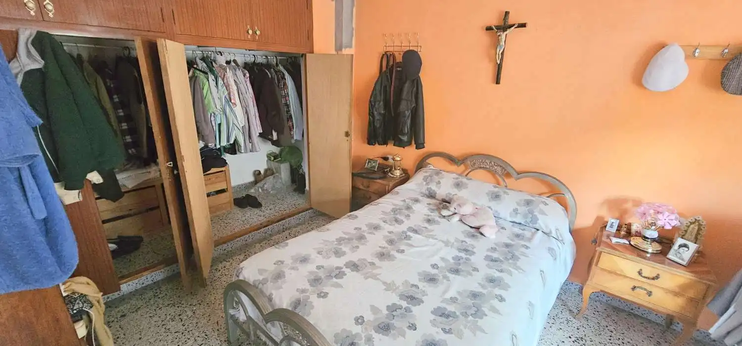 Bedroom of Detached homes for sale in Vélez-Málaga  with Terrace
