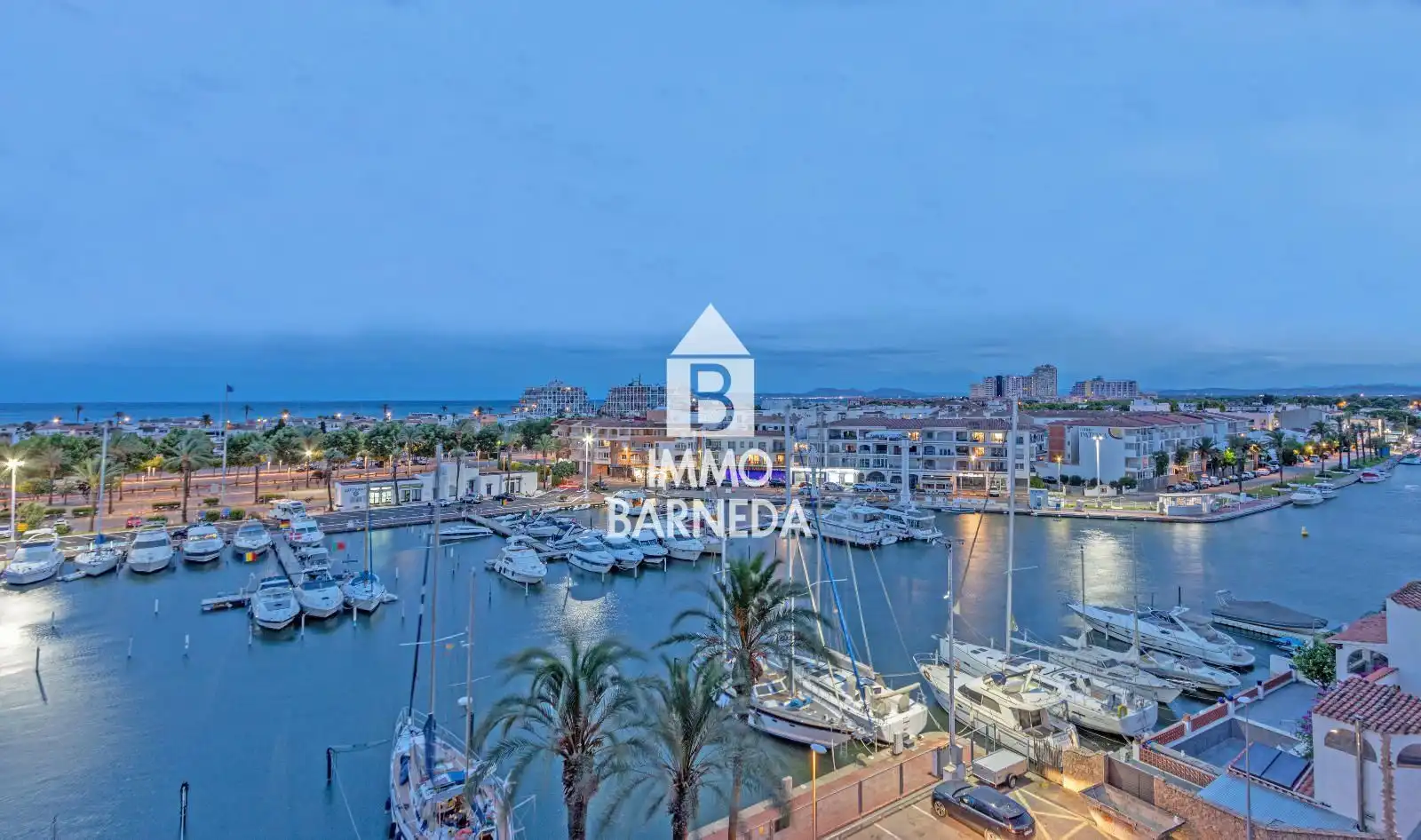 Vista exterior de Piso en venta en Empuriabrava con Aire acondicionado, Calefacción y Terraza