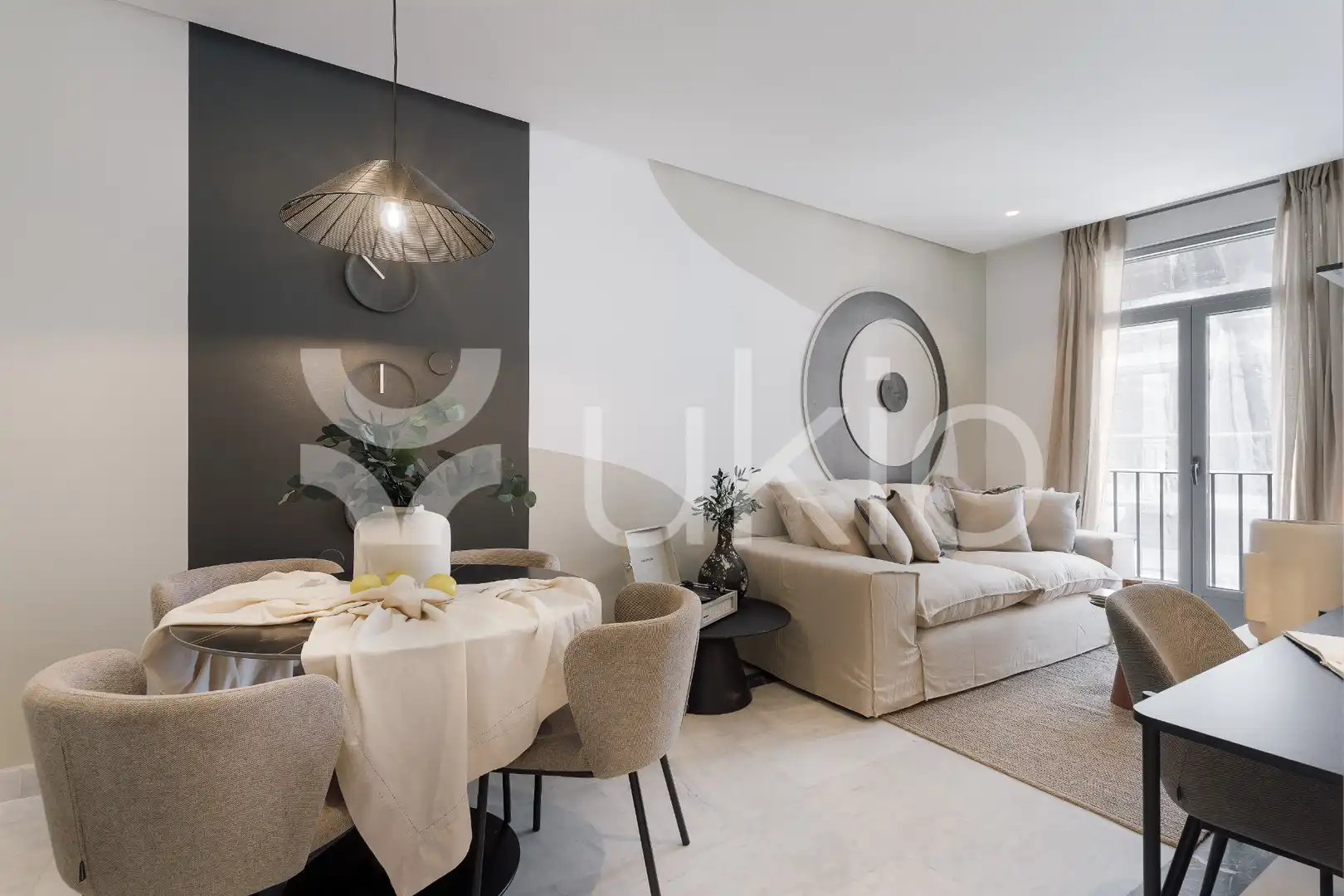 Sala de estar de Apartamento de alquiler en  Madrid Capital con Aire acondicionado, Calefacción y Amueblado