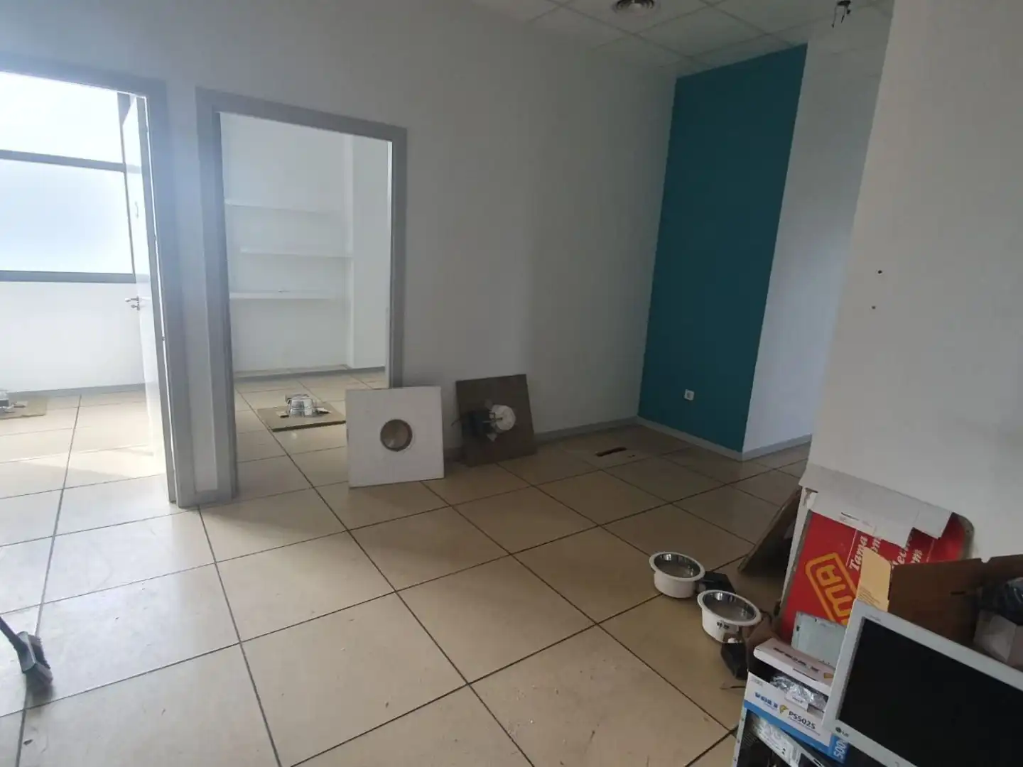 Oficina de lloguer a Calle Luis Fuentes Bejarano, imagen 2