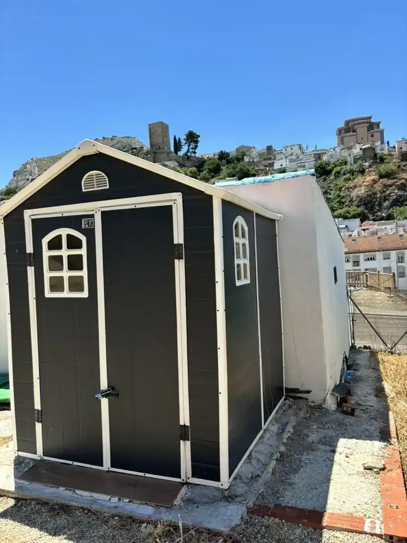 Vista exterior de Finca rústica en venda en Martos amb Jardí privat, Moblat i Rentadora