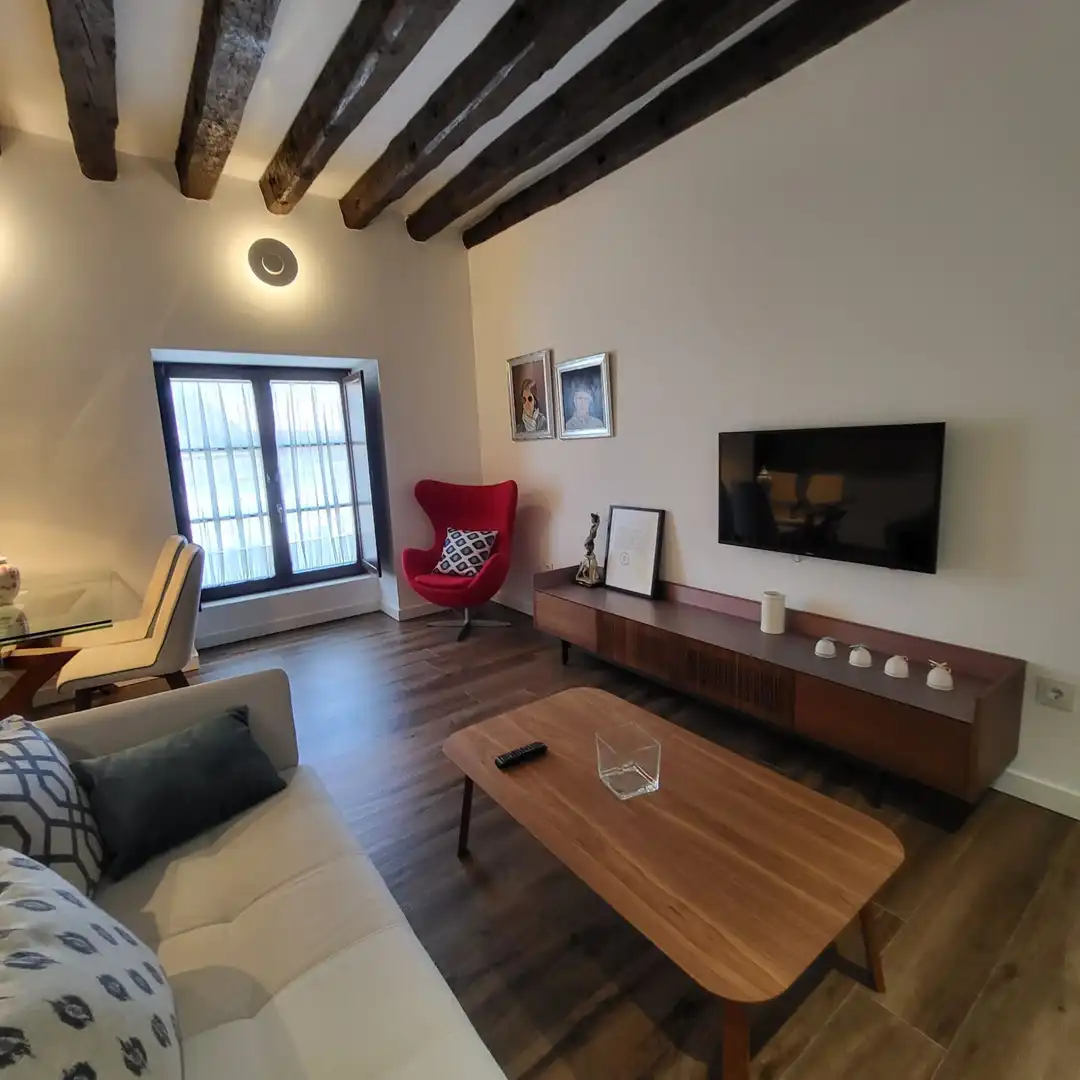 Sala d'estar de Apartament de lloguer en Ávila amb Traster i Moblat