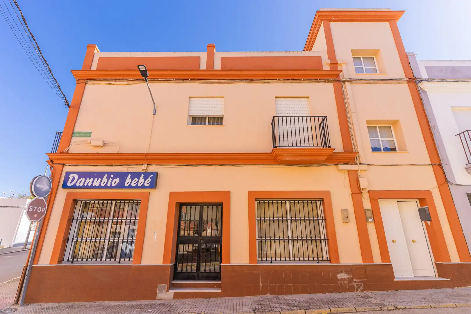 Exterior view of Detached homes for sale in Chiclana de la Frontera