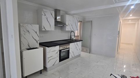 Foto 3 de Apartament en venda a De Alcoy, Campoamor, Alicante / Alacant
