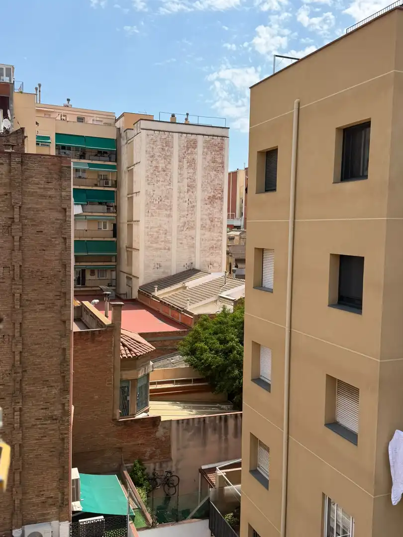 Terrassa de Pis en venda en L'Hospitalet de Llobregat amb Terrassa i Balcó