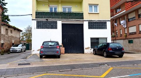 Foto 2 von Fabrikhallen zur Miete in Avenida de Joaquin Fernandez Vallejo, Tanos, Torrelavega