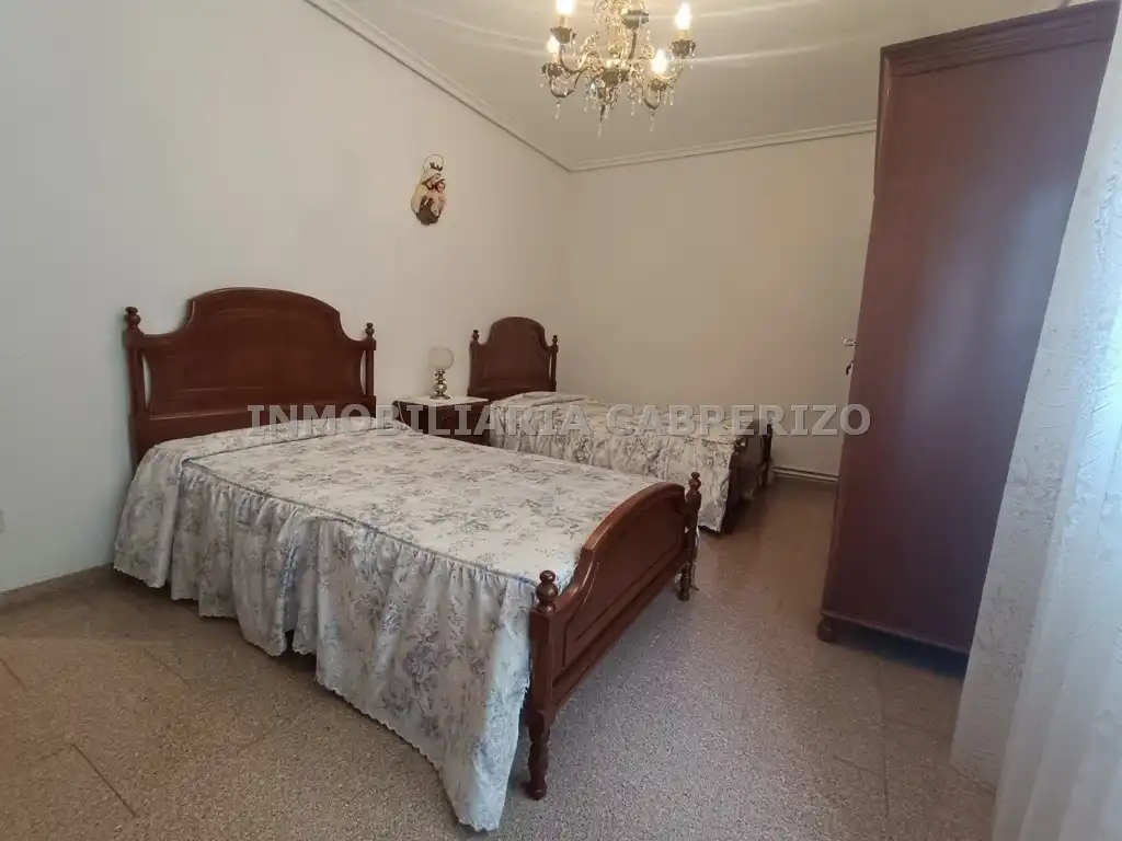 Bedroom of Flat for sale in Entrena  with Heating, Terrace and Storage room