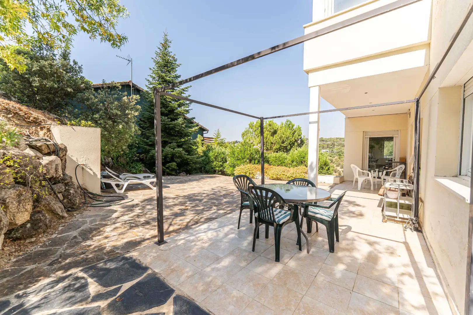 Terrassa de Casa o xalet en venda en Torrelodones amb Calefacció, Jardí privat i Parquet