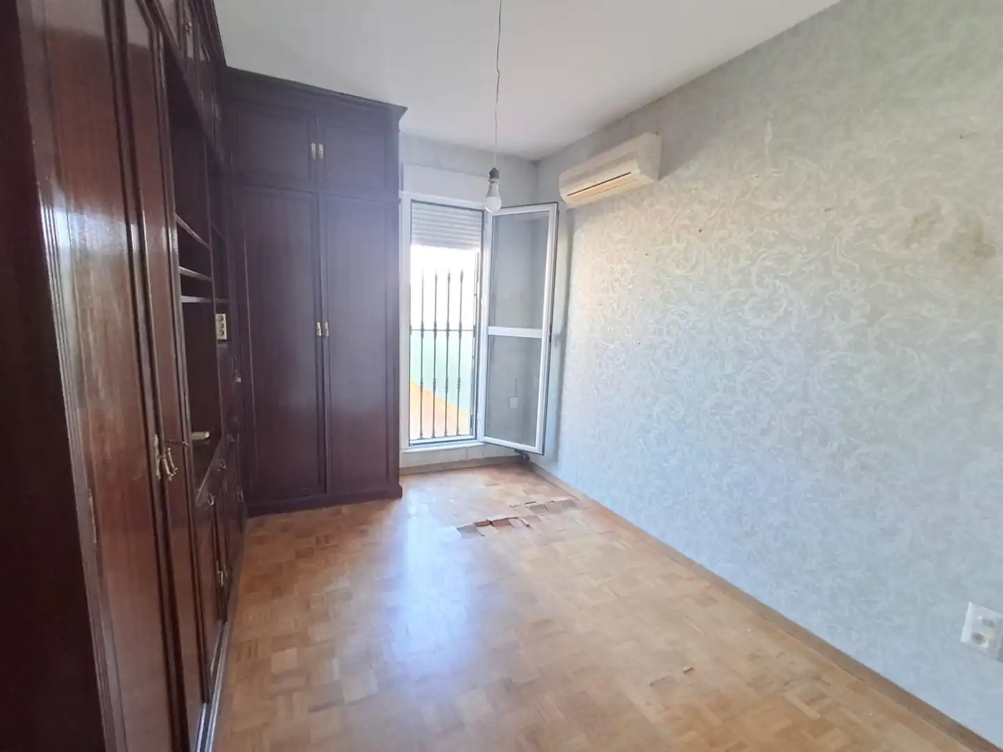 Bedroom of Attic for sale in Cádiz  with Air Conditioner, Terrace and Community pool
