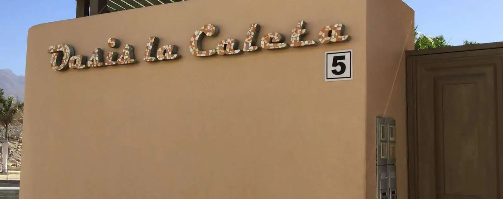 Exterior view of Apartments for share in Adeje  with Air Conditioner, Terrace and Furnished